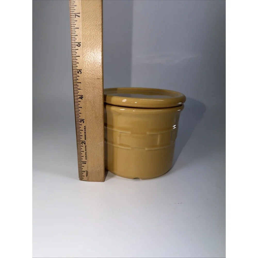 Longaberger Pottery Woven Traditions‎ Yellow Butternut Pint Crock with Lid